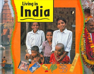 Living in India / by Ruth Thomson ; photography by David Hampton.